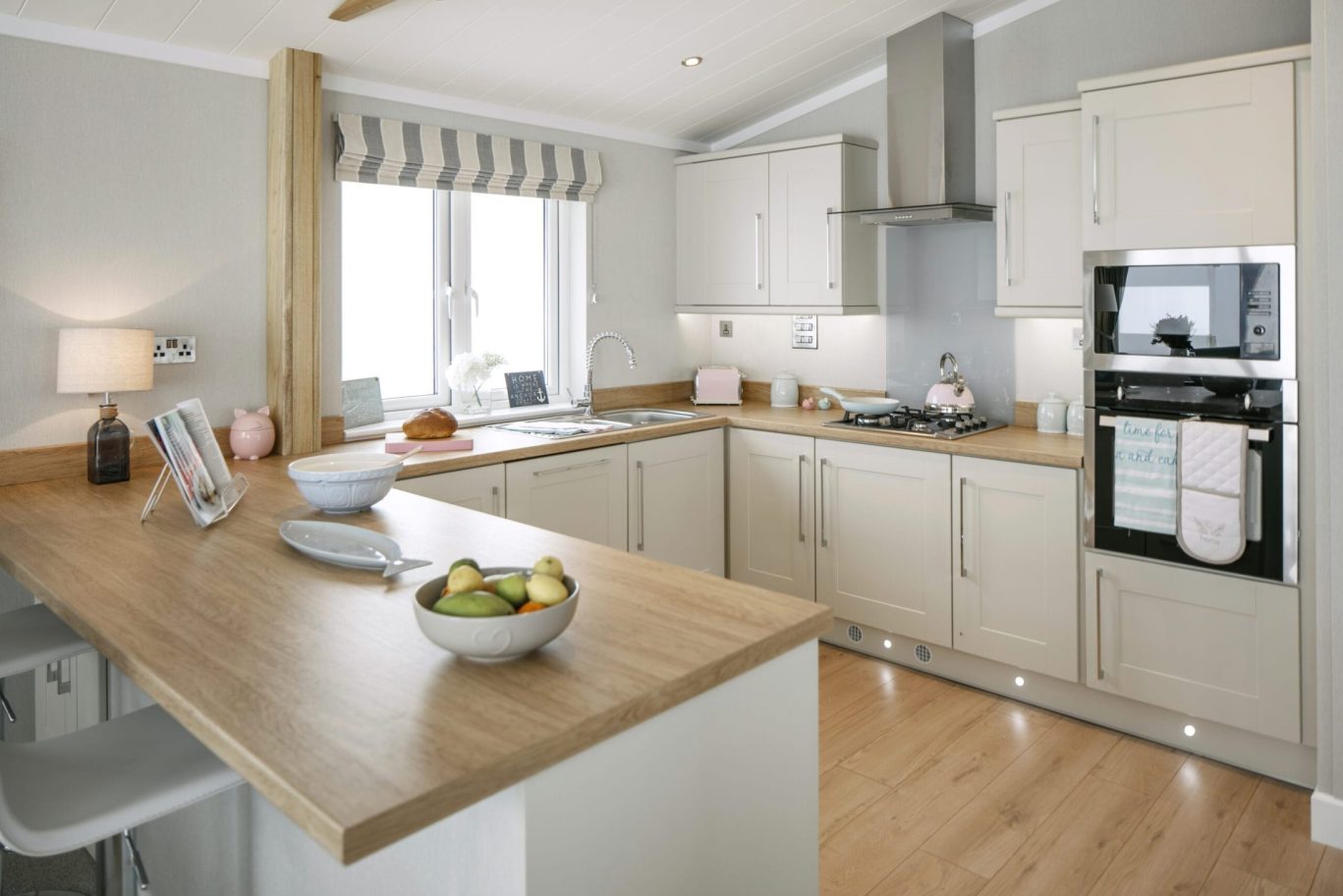 Wessex-Contemporary-Kitchen–scaled